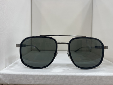 Lunette de soleil GG1310S