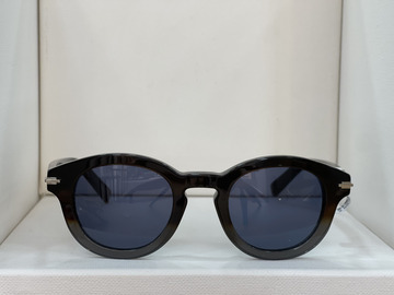 Lunette de soleil DiorBlacksuit R5I