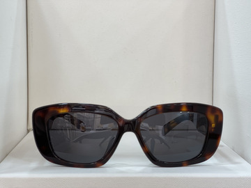 Lunette de soleil CL40216U