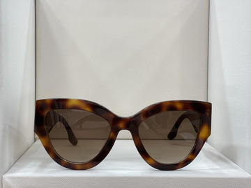 Lunette de soleil VB628S