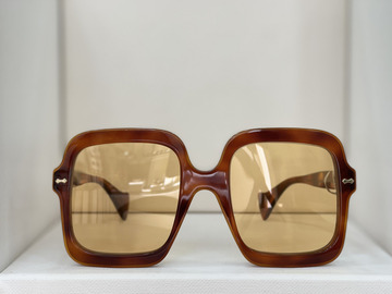 Lunette de soleil GG1241S