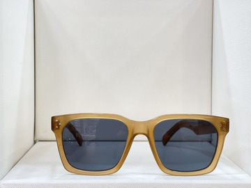 Lunette de soleil CL40248I